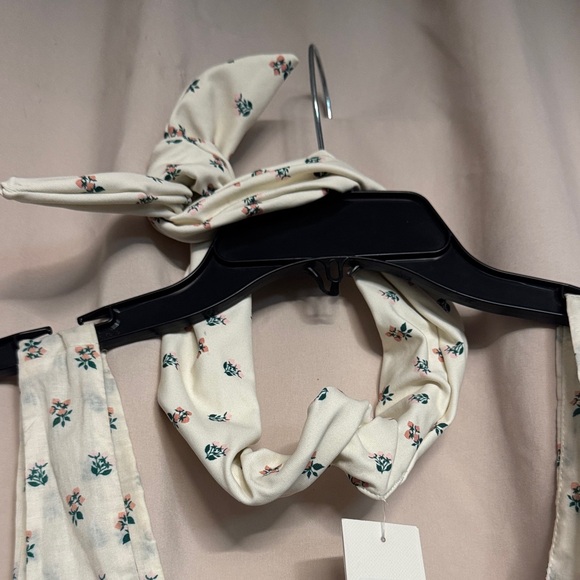 Montce Fruity Floral Crop Top and Headband, Size M, Color Ivory/Green/Pink - Picture 7 of 12